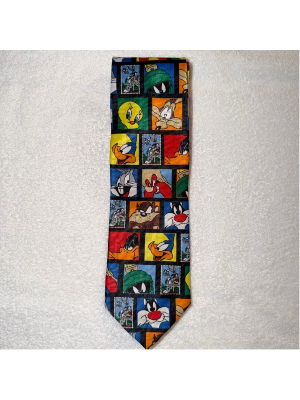 New Vintage Looney Toons Stamp Collection Men’s Neck Tie 100% Polyester Made USA